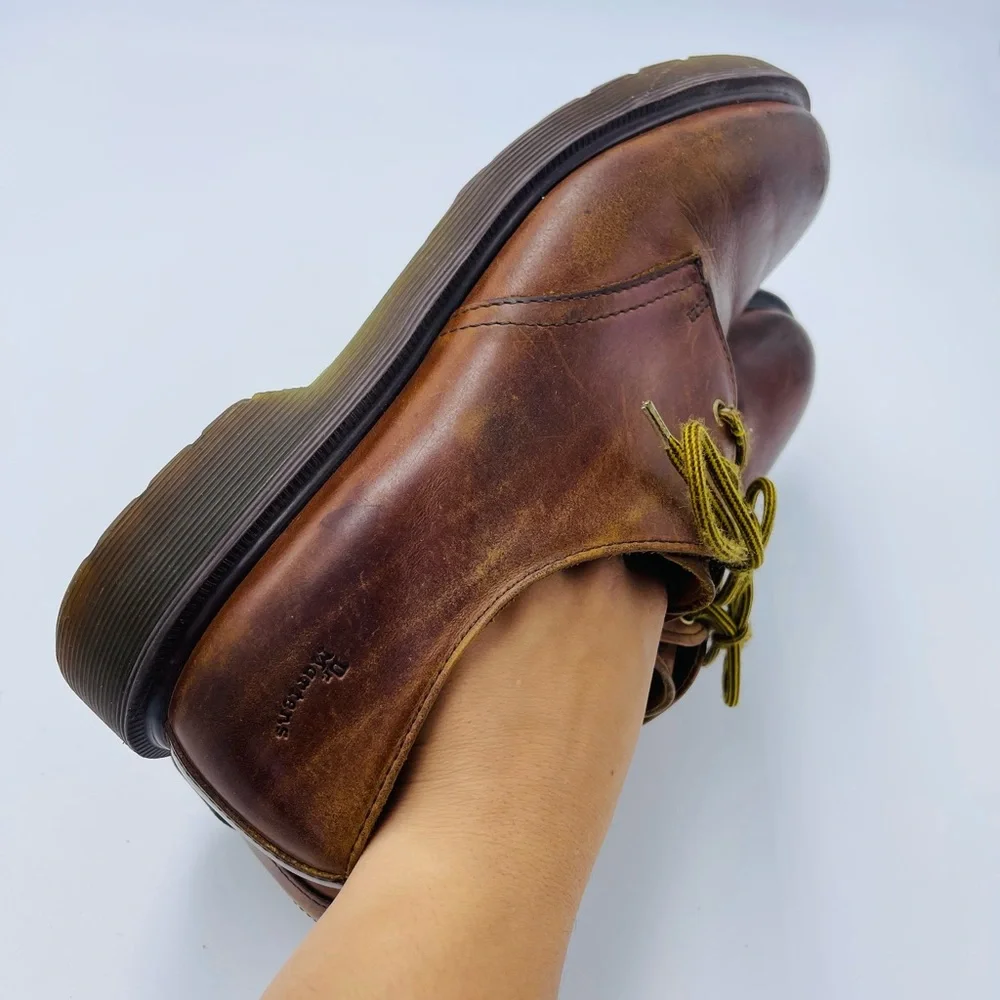 Mens Vintage Brown Oxford Made In England Dr. Martens 1461